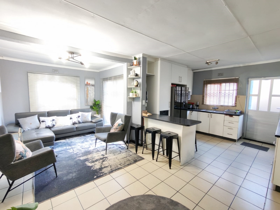 4 Bedroom Property for Sale in Delft Western Cape